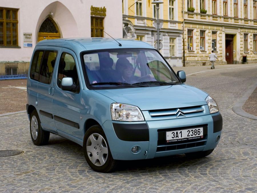  Citroen Berlingo Multispace 2002 года  (фото 9 из 16)
